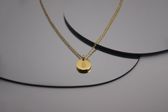 Colar Name Letter - Pendente Redondo - Aço Inoxidável