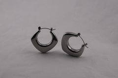 Brincos Lis - Aço Inoxidável